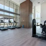 Burj Khalifa View - 1Bedroom - Pool & Gym