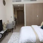 Superb Studio By The Creek View