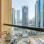 Ultimate Stay / 7 Beds / Sea, Jbr Beach And Ain Dubai Views / 3 Min Walk To Jbr Beach / Large Families Or Groups / Perfect Vacation Destination