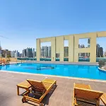 Daniels 1Br Business Bay Partial Burj Khalifa View