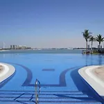 Tiara - Luxury Palm Jumeirah - Private Beach And Pool!