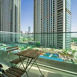 Luxury Staycation - Fancy Apartment Connected To Burj Khalifa