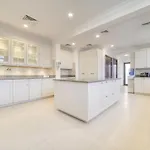 Signature 6Br Villa With Assistant Room And Private Pool In Frond F Palm Jumeirah By Deluxe Holiday Homes