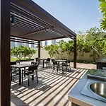 Luxury Staycation - Fancy Apartment Connected To Burj Khalifa