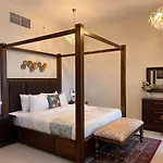 Two Continents Holiday Homes - Arabian Nights With Sea Views - Free Airport Pick-Up Over 5 Nights