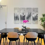 Mira Holiday Homes - Newly 1 Bedroom In Bluewater