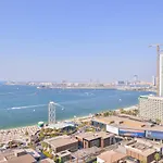Deluxe Retreat In Jbr - Million Dollar View - Balcony