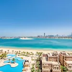 Maison Privee - Luxury Palm Penthouse With Beach & Sea View