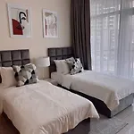 Huge Terrace With Canal View & Hotels Beach Access Available