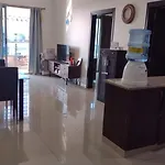 Zarooni Dubai Marina