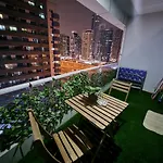 Happy Palace Marina Inn, Cozy Apartment, Heart Of Marina