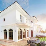 Lux The White Palm Villa