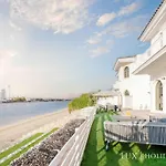 Lux The White Palm Villa