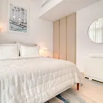 Studio With City Views, Jumeirah Lake Towers - Mint Stay