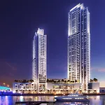 Stylish 1 Bedroom In 5242 By Ofex