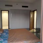 Private Lodge In Shared Apartment