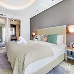 Manzil - Exquisite 1Br Apartment In Damac Paramount Tower In Business Bay