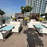 Luxury 1 Bedroom Sea View And Infinity Pool