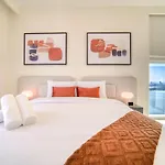 Elegant 3Br With Assistant Room At Harbour Views Tower 1 By Deluxe Holiday Homes