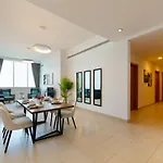 Exquisite Dubai\'S Urban Living In The City Centre