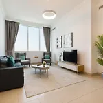 Exquisite Dubai\'S Urban Living In The City Centre