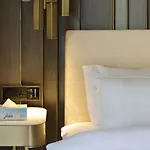Five Palm - Residential 2 Bedroom Suite With Private Beach -Livbnb