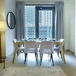 Fam Living - Dubai Marina - Steps Away From The Beach