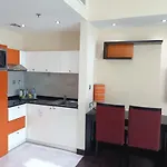 Marina View Deluxe Hotel Apartment