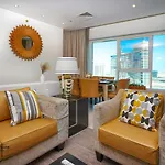 Modern Spacious 2Br Canal View -Business Bay