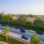 Alashrafia Saray, Unique 2 Bedroom Apartment In Sport City