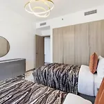 Stella Maris, Dubai Marina - Striking Two Bedroom