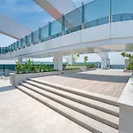 Primestay - Brand New 1Br With Modern Amenities, Near To Metro