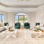 Frond E Villa, Palm Jumeirah - Mint Stay