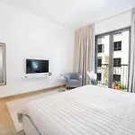 Stunning 2Br Apartment In Port De La Mer