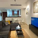 Netizen Homes Spacious Studio By The Beach Jbr