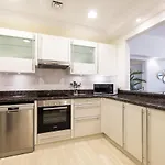 Apartment In Golden Mile With Access To Fairmont