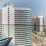 Primestay- Marquise Square Tower