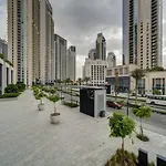 Spacious L Brand New L Great Amenities