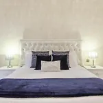 Bespoke Holiday Homes - Palm Jumeirah- 1 Bedroom Fairmont North Residence