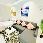 Diamond Plaza - 1Br Apartment In Dubai Marina