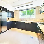Luxury 3Br Private Villa And Elaborate Gardens