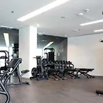 Guestready - A View Of The City Skyline - D1 Tower