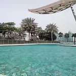 Guestready - A View Of The City Skyline - D1 Tower