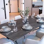 Contemporary Ranch Living With Burj Khalifa View