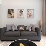 J One Tower Luxury Apartments From Estate Home Holiday