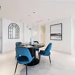 Magnificent - Luxurious 3 Bedroom With Marina View