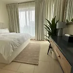 White Elephant Holiday Homes - Burj Views - Burj Khalifa View