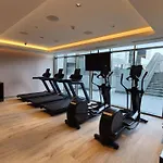 Stay By Latinem Luxury 2Br Holiday Home Cvr A208 Near Burj Khalifa