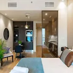 Modern Studio In Park View Tower Jvc