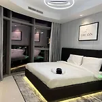 Quasi-Hotels - Luxury 3-Beds In Paramount Midtown